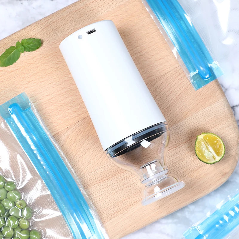 Preserve the freshness of your food with Danoz Direct's Vacuum Food Storage Set! Vacuum pump remove air from the zipper bags