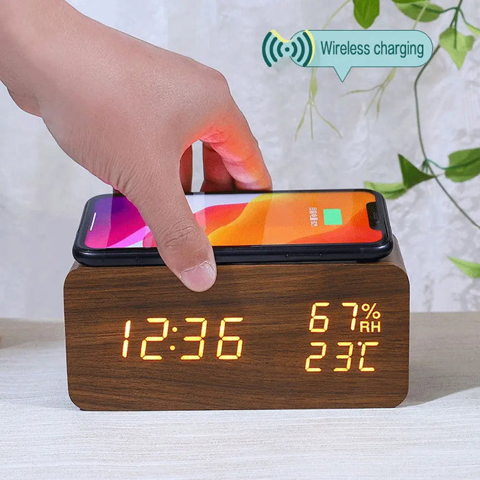 Danoz Exclusive - Digital Alarm Clock Wooden Temperature And Humidity Alarm Clock LED Electronic Clock Smartphone Wireless Charger