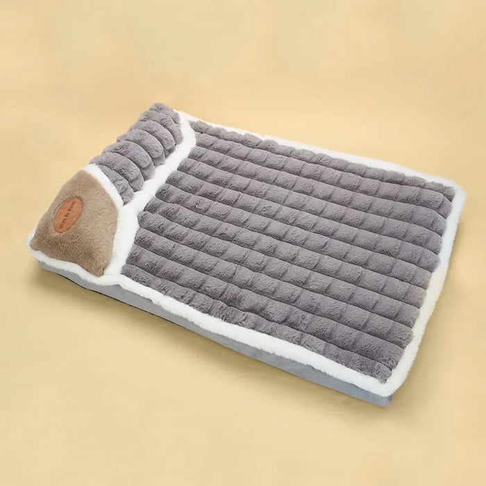 Cozy up your furry friend with Danoz Direct Pet Bed. This winter, keep them warm and comfortable with its fluffy and detachable design
