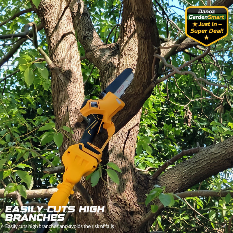 Chainsaw with telescopic handle