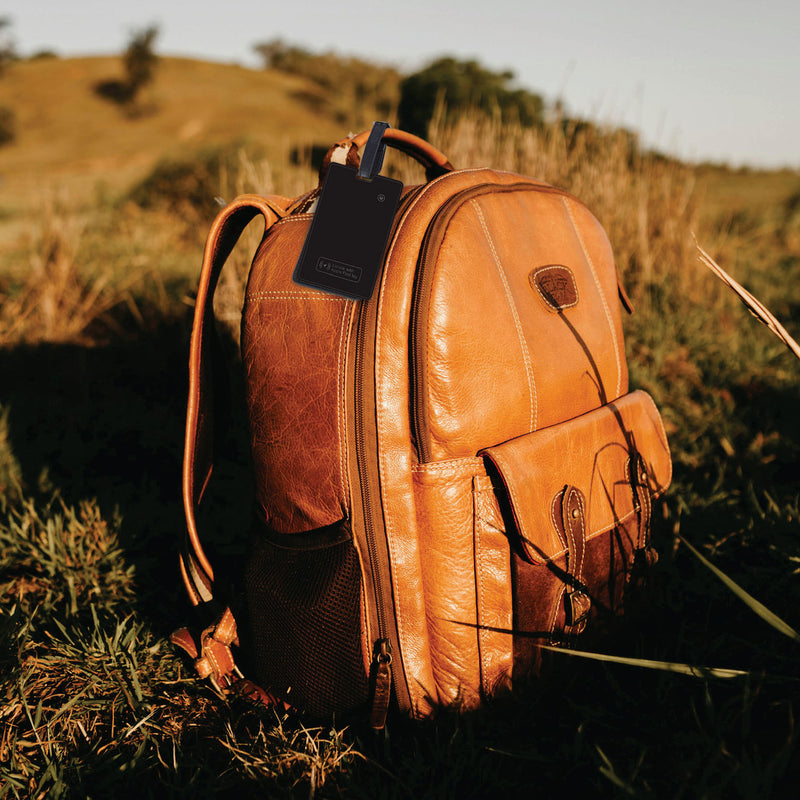 Danoz Smart - Laser Smart Card tracking with Apple Find My & Wireless Charging