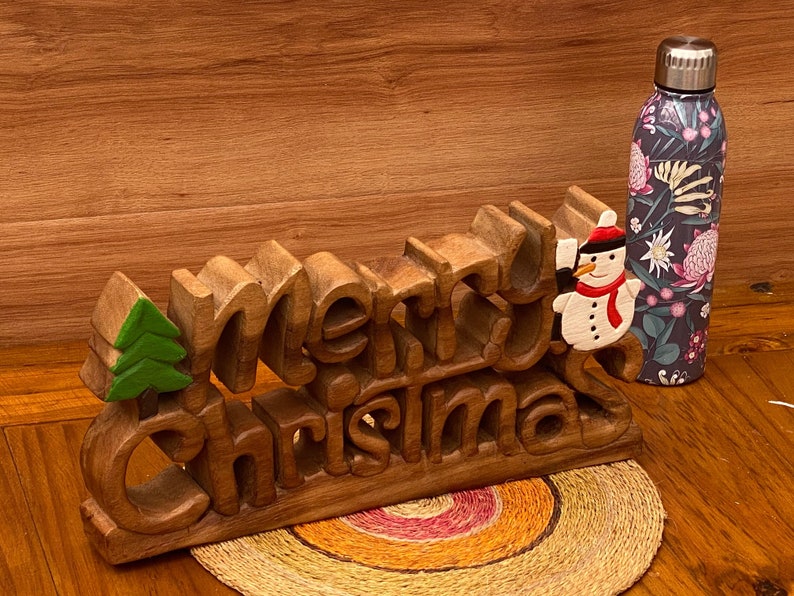 Danoz Xmas🎅 Wooden carved Merry Christmas decoration 38 cm long with Tree and Star