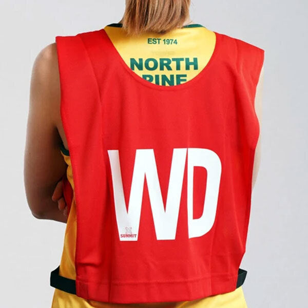 Danoz Sports - 7pcs Set of Summit Netball Bibs Senior Team Pack Bulk Net Ball - Red Colour