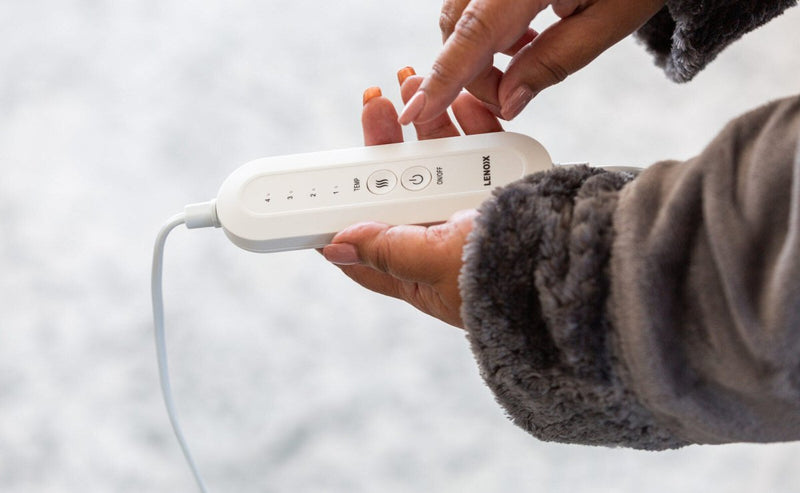 Danoz Direct - Plush flannel fleece Foot Warmer with 4 Temperature Settings - danozdirect