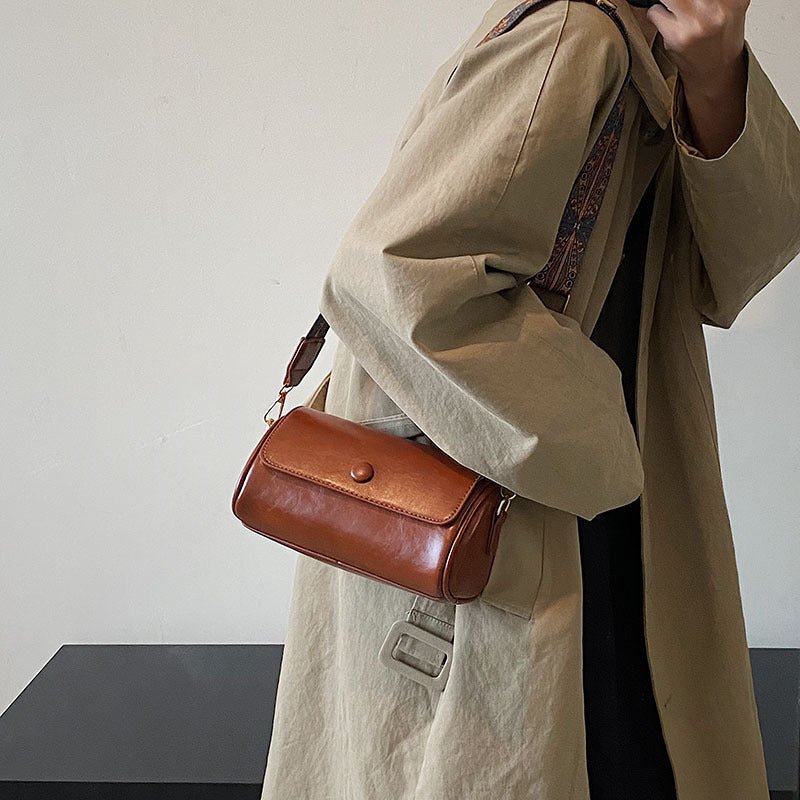 Danoz Fashion - Brown Vintage PU Leather Shoulder Bag with Adjustable Strap - Compact and Stylish - danozdirect