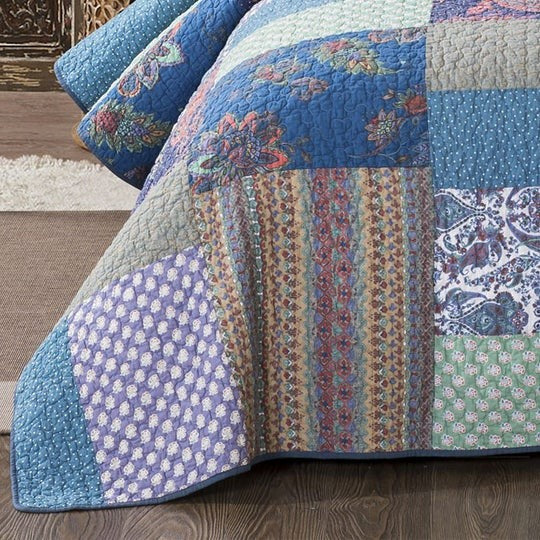 Danoz Direct -  Classic Quilts Sapphire King Coverlet Set