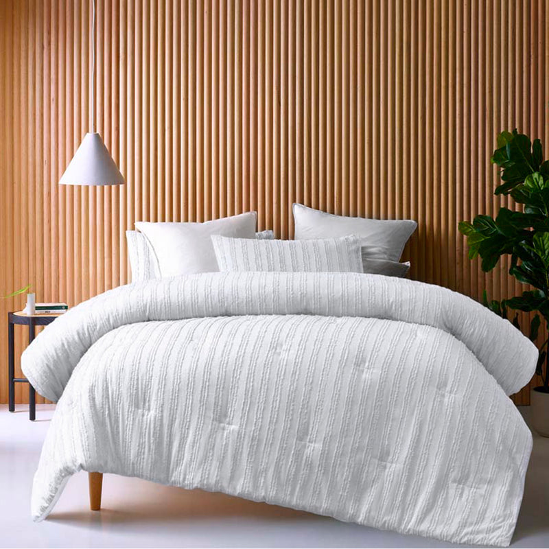 Danoz Direct -  Vintage Design Homewares Reflections White 3 Piece Comforter Set Queen