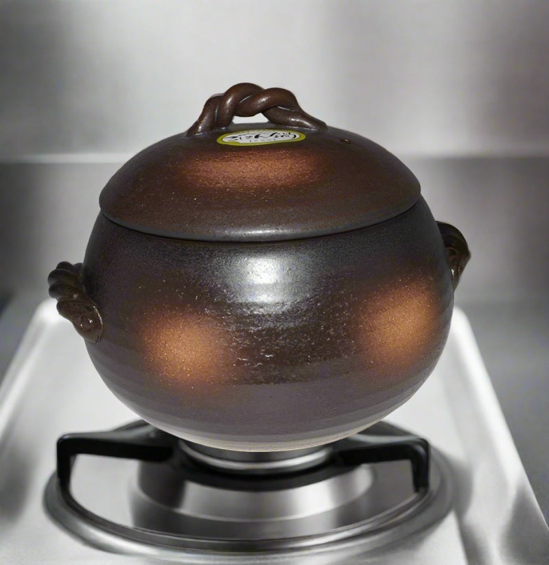Danoz Direct - Japanese Yorozufuru-sho Brown Donabe Chestnut 5# Rice Clay Pot  - Made in Japan - 2.4L