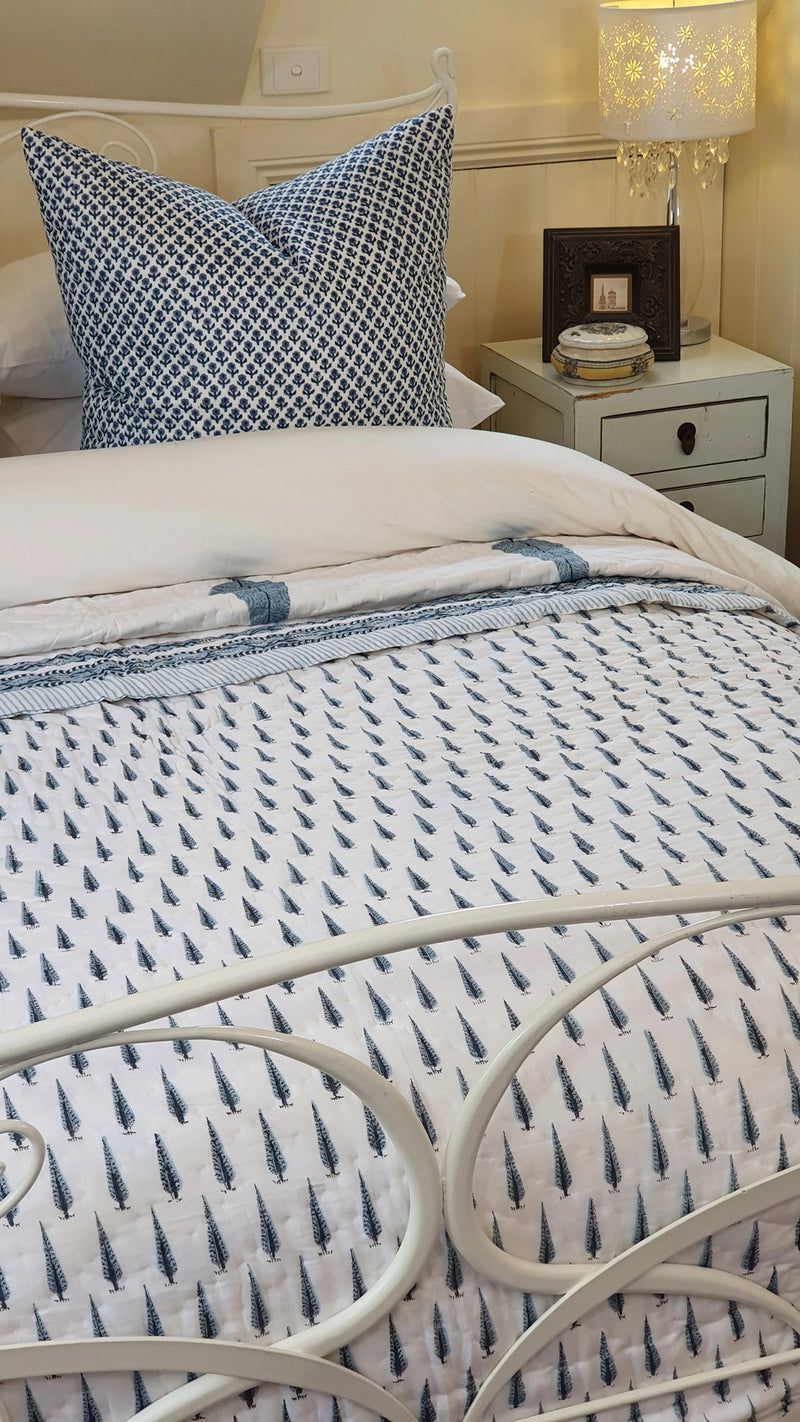 Danoz Direct -  Pine Tree Reversible Quilt - Grey (King - 228 cm x 274 cm)